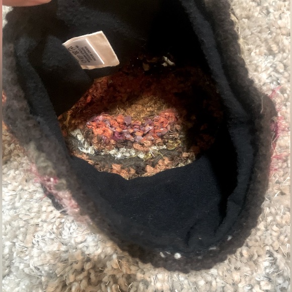 Handmade Crochet Floral Beanie - Picture 5 of 5